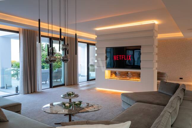 Villa avec mélange harmonieux de tradition et de luxe moderne