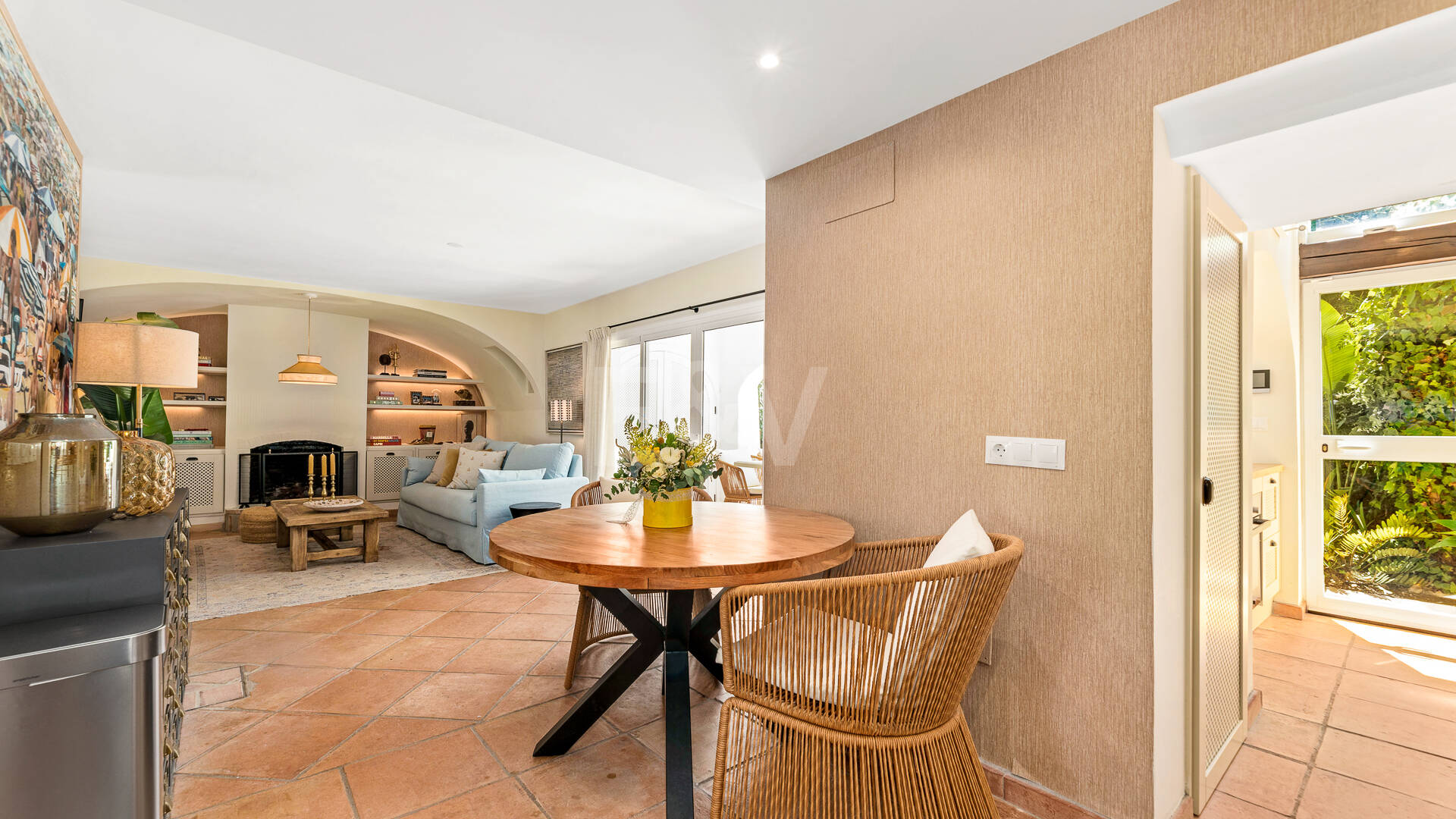 Andalusische Eleganz Trifft auf Modernen Komfort in Balcones de Sierra Blanca