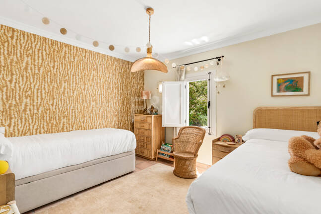 Andalusian Elegance Meets Modern Comfort in Balcones de Sierra Blanca