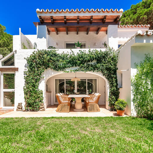 Andaluzja Elegance Meets Nowoczesny komfort w Balcones de Sierra Blanca