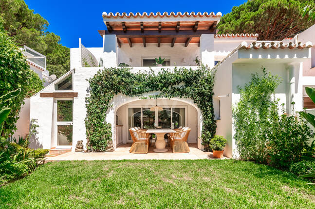 Andalusian Elegance Meets Modern Comfort in Balcones de Sierra Blanca
