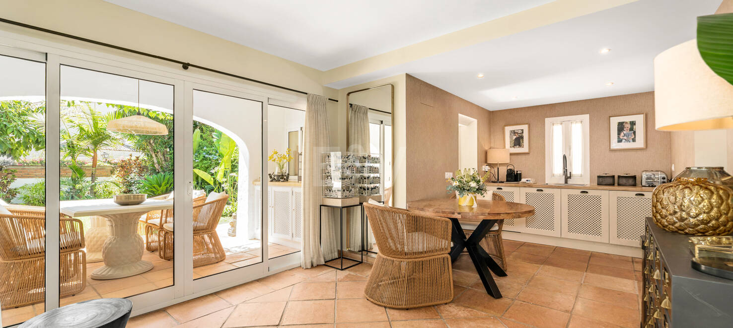 Andaluzja Elegance Meets Nowoczesny komfort w Balcones de Sierra Blanca