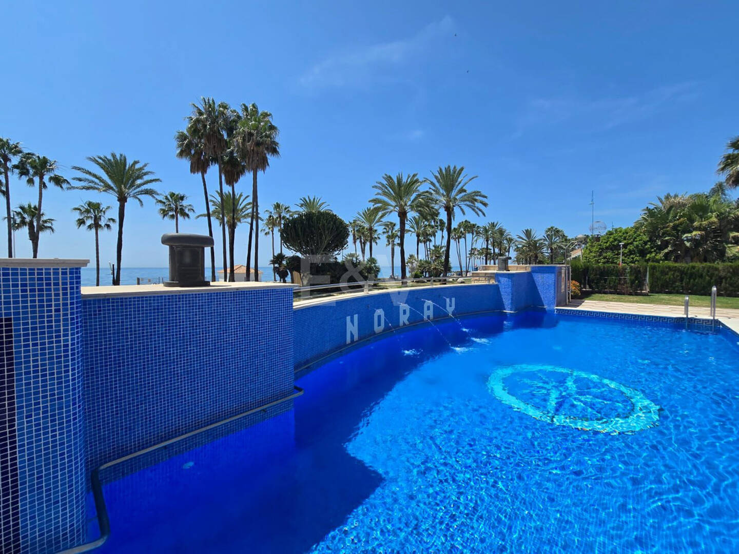 Appartement en bord de mer avec terrasse privée