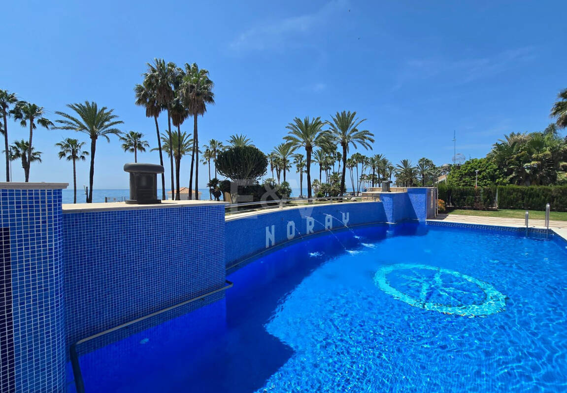 Seaside Apartment With Private Sea-View Terrace