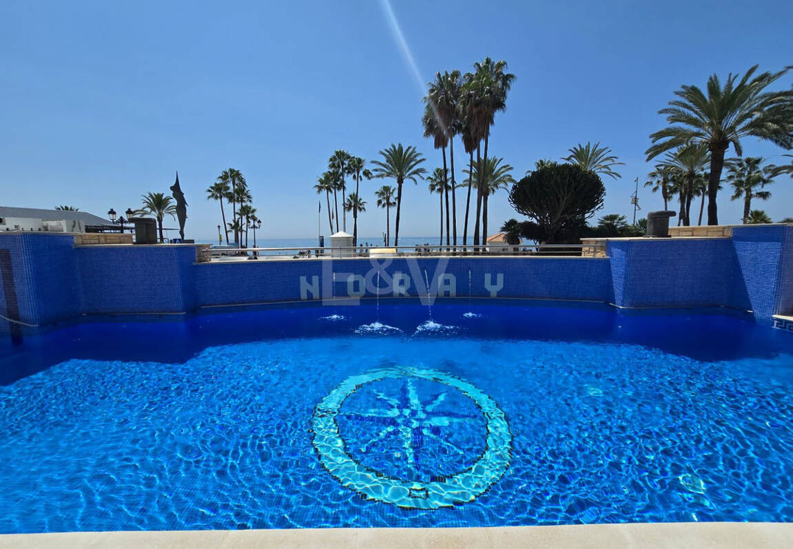 Seaside Apartment With Private Sea-View Terrace