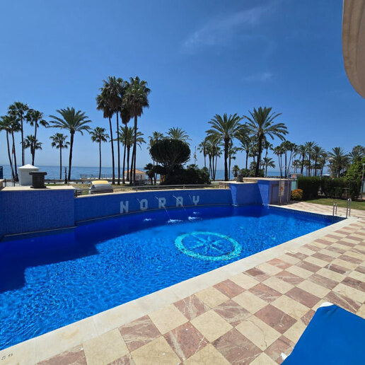 Seaside Apartment with Private Terrace Overlooking the Sea