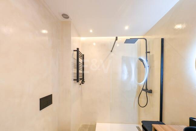 Seaside Apartment With Private Sea-View Terrace