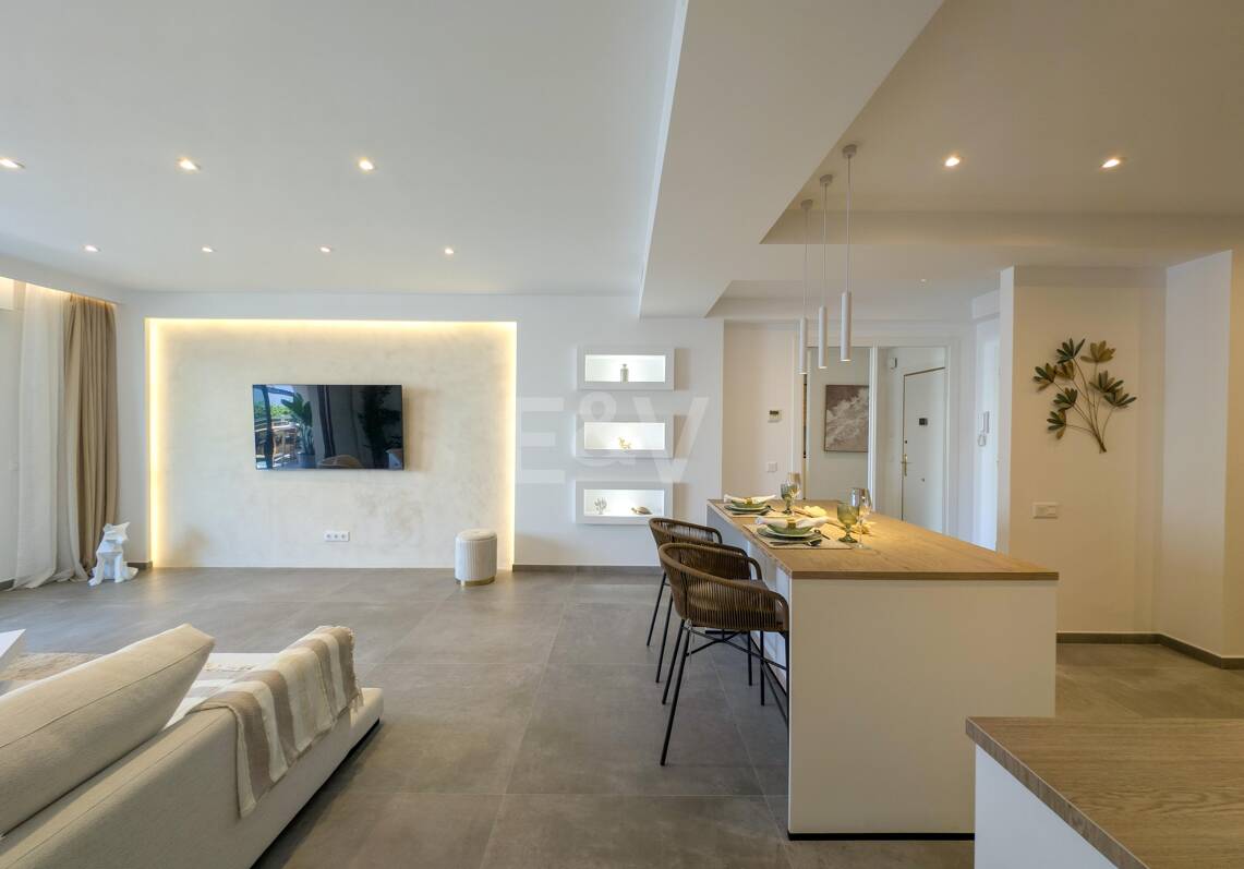 Seewohnung mit privater Terrasse und Meerblick