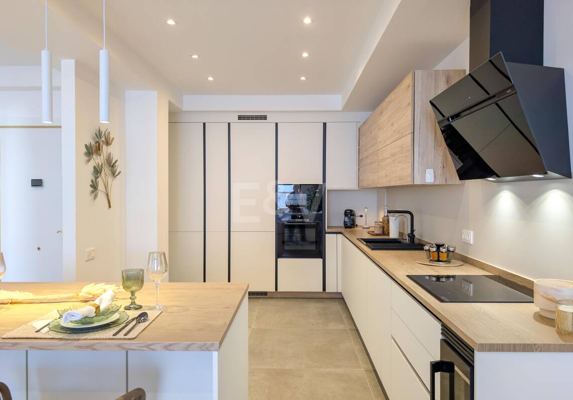 Seewohnung mit privater Terrasse und Meerblick