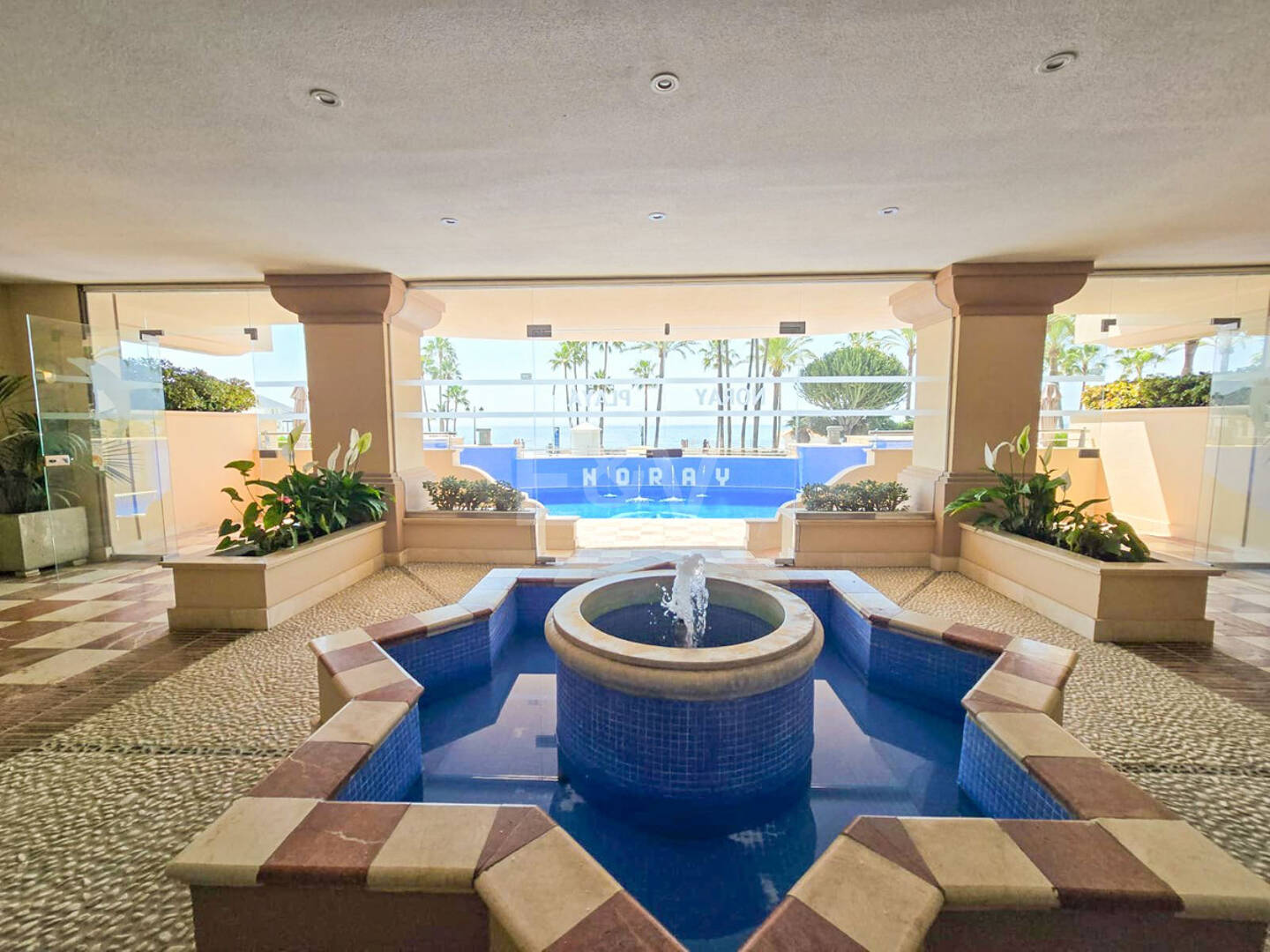 Appartement en bord de mer avec terrasse privée