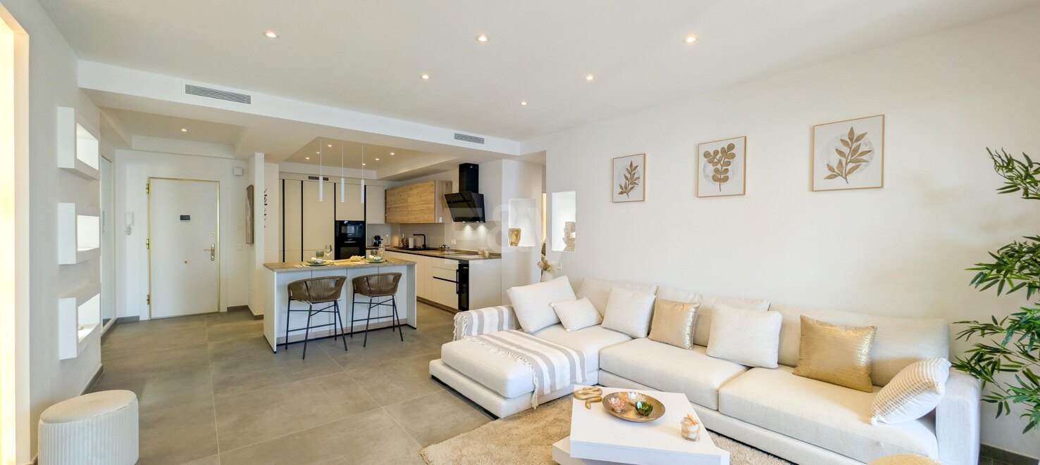 Seaside Apartment with Private Terrace Overlooking the Sea