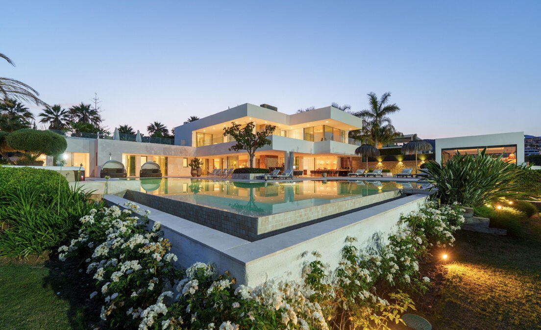Villa till salu i Nueva Andalucia, Marbella