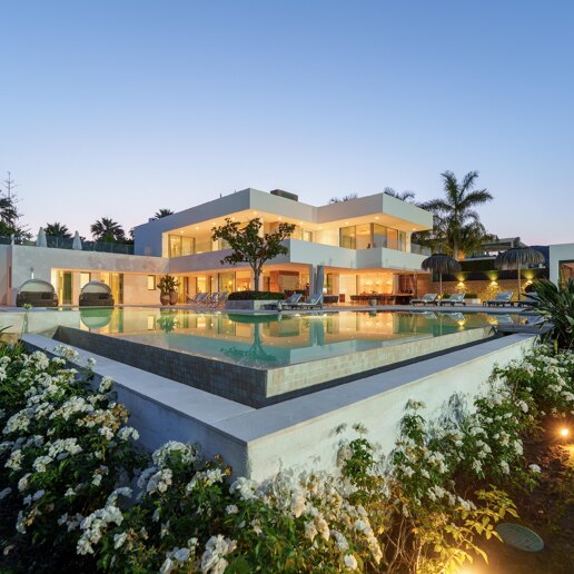 Villa till salu i Nueva Andalucia, Marbella