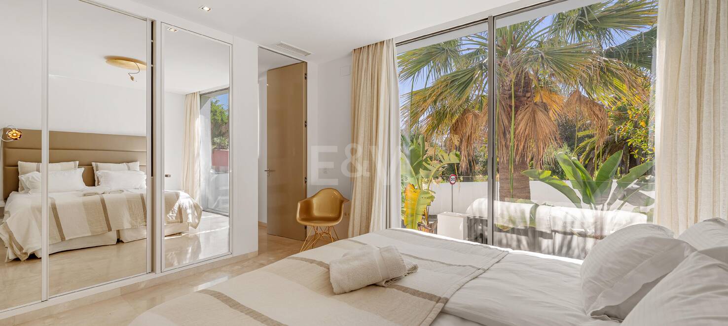 Superbe Villa à La Cerquilla avec vue panoramique et court de tennis