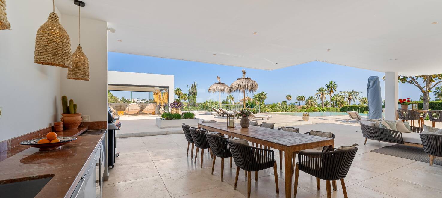 Superbe Villa à La Cerquilla avec vue panoramique et court de tennis