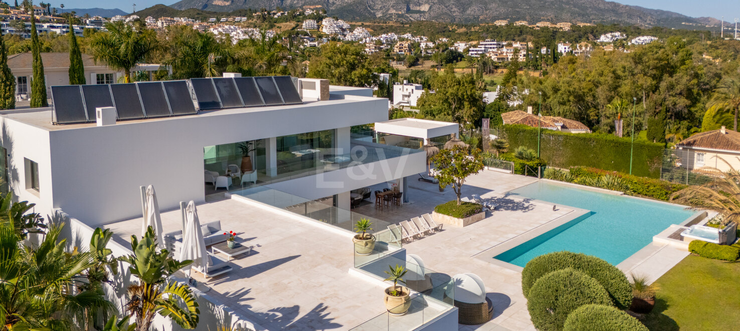 Villa till salu i Nueva Andalucia, Marbella