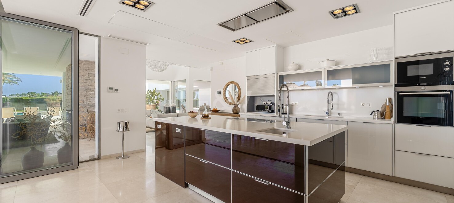 Villa till salu i Nueva Andalucia, Marbella