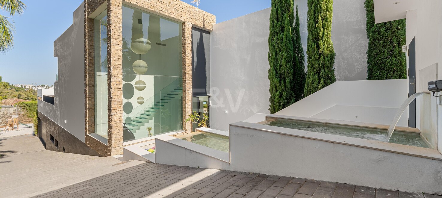 Villa till salu i Nueva Andalucia, Marbella