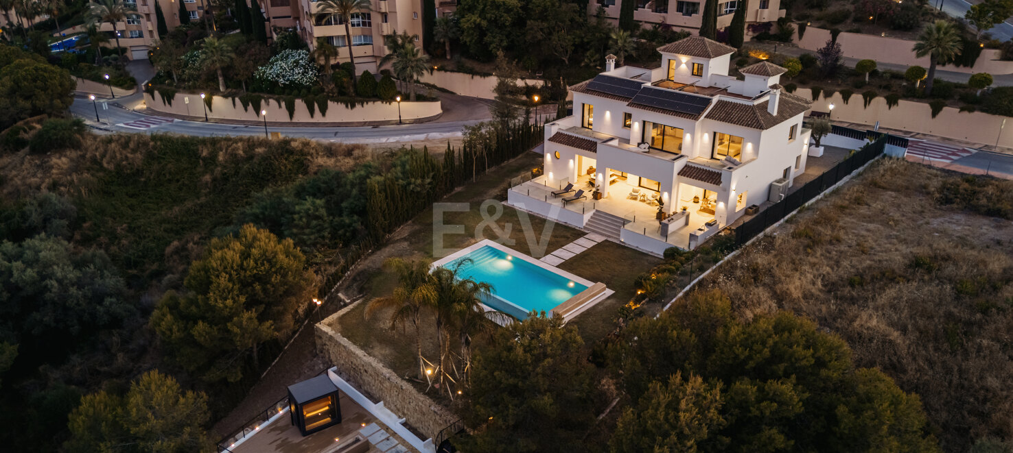 Willa na sprzedaż w Elviria, Marbella Wschodnia