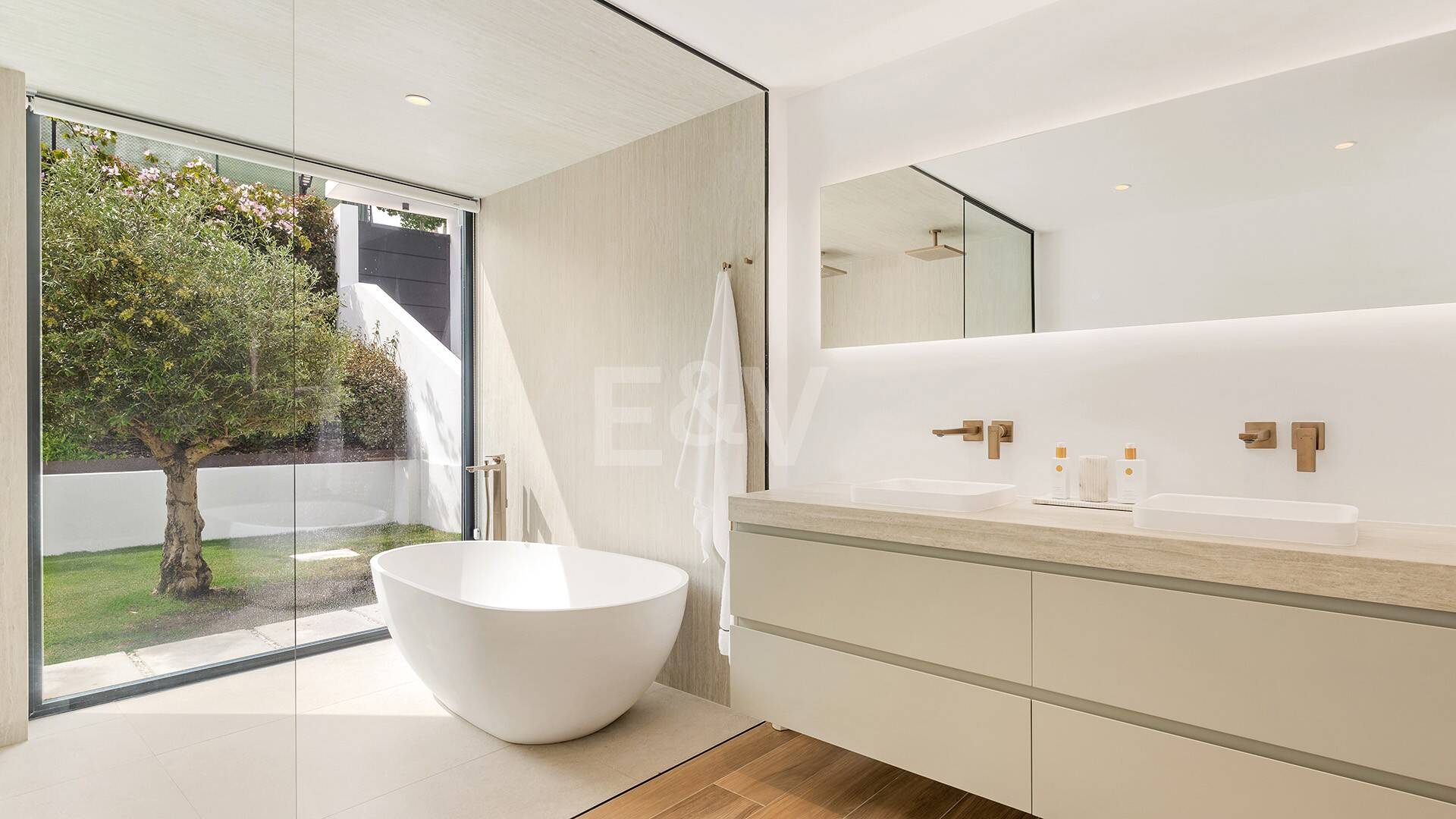 Villa contemporaine de luxe à Los Naranjos Golf