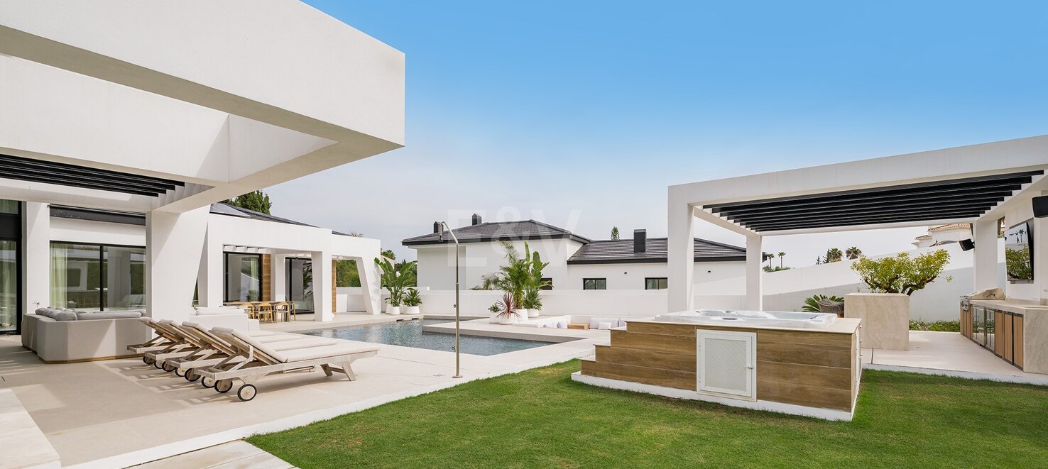 Villa till salu i Nueva Andalucia, Marbella