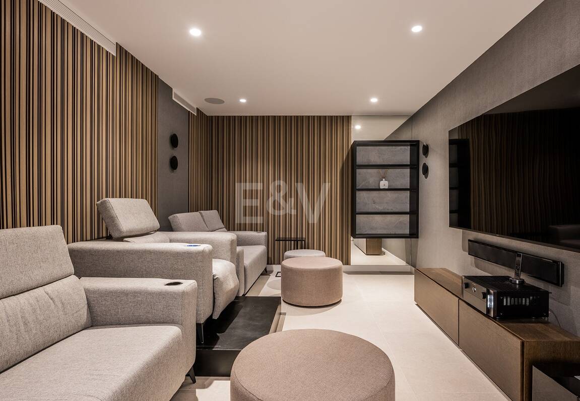 Villa contemporaine de luxe à Los Naranjos Golf