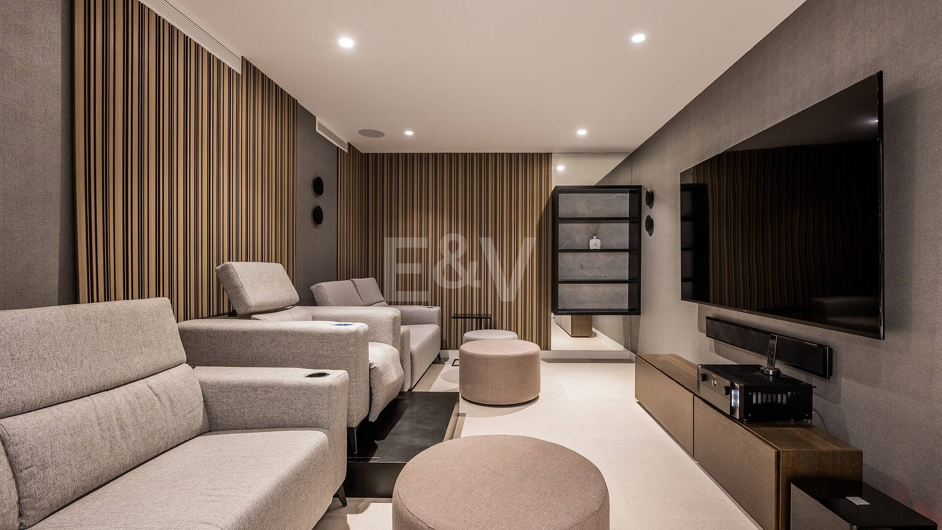 Luksusowa współczesna willa w Los Naranjos Golf