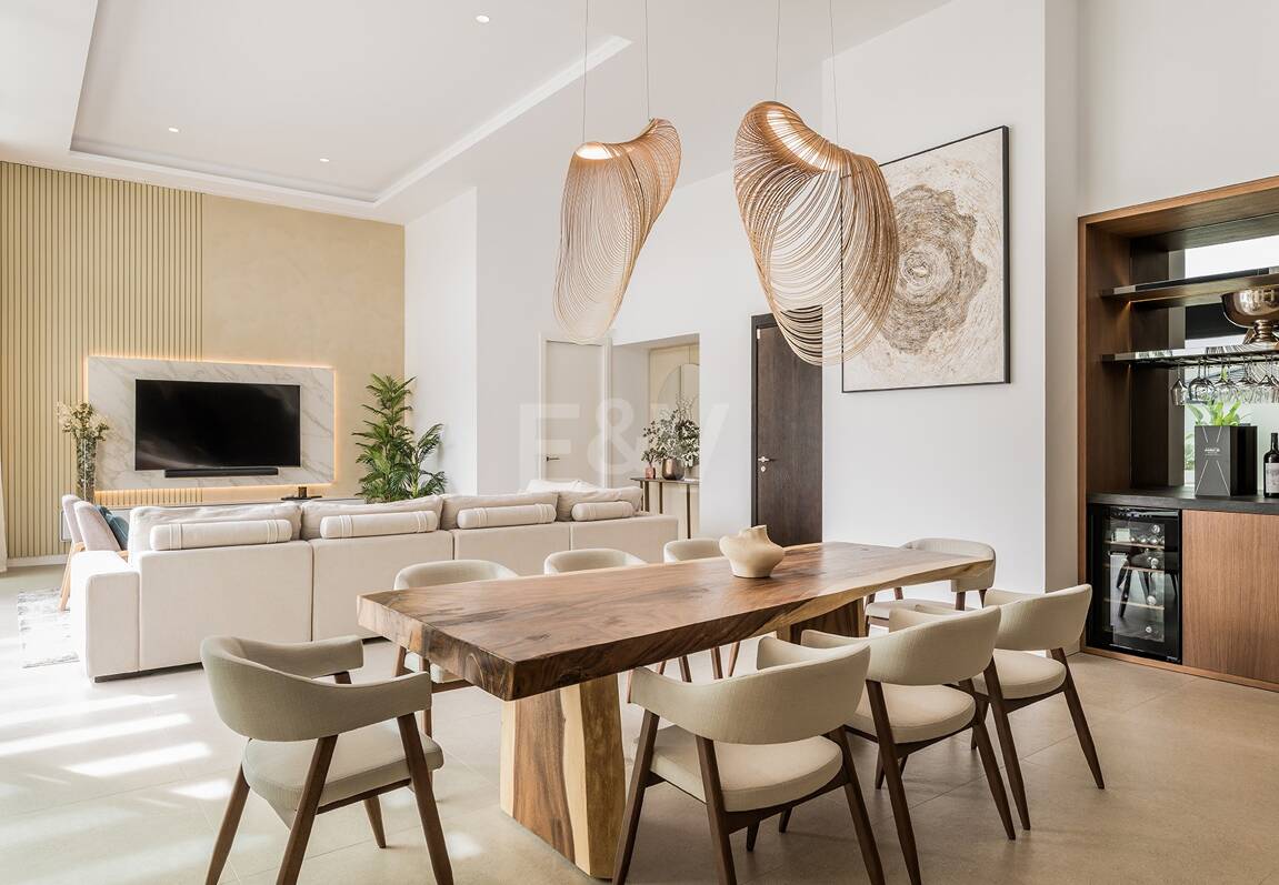 Villa contemporaine de luxe à Los Naranjos Golf