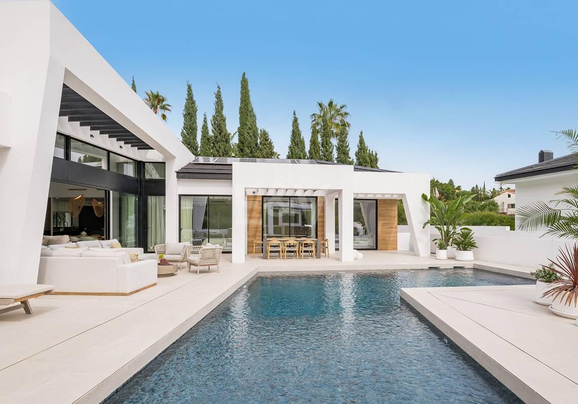 Villa contemporaine de luxe à Los Naranjos Golf