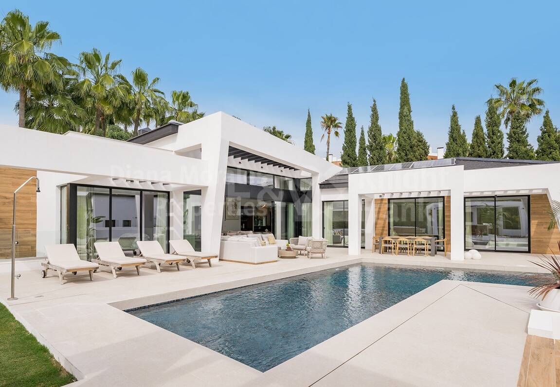 Villa contemporaine de luxe à Los Naranjos Golf