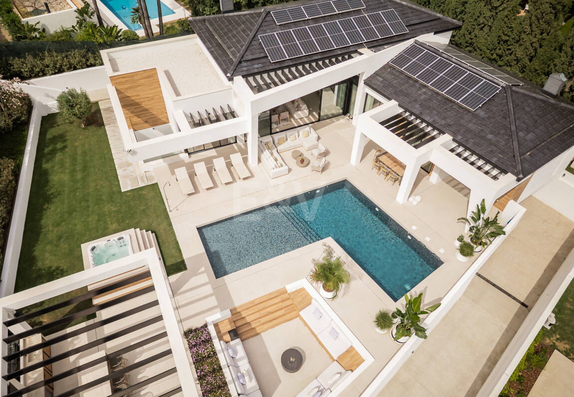 Villa contemporaine de luxe à Los Naranjos Golf