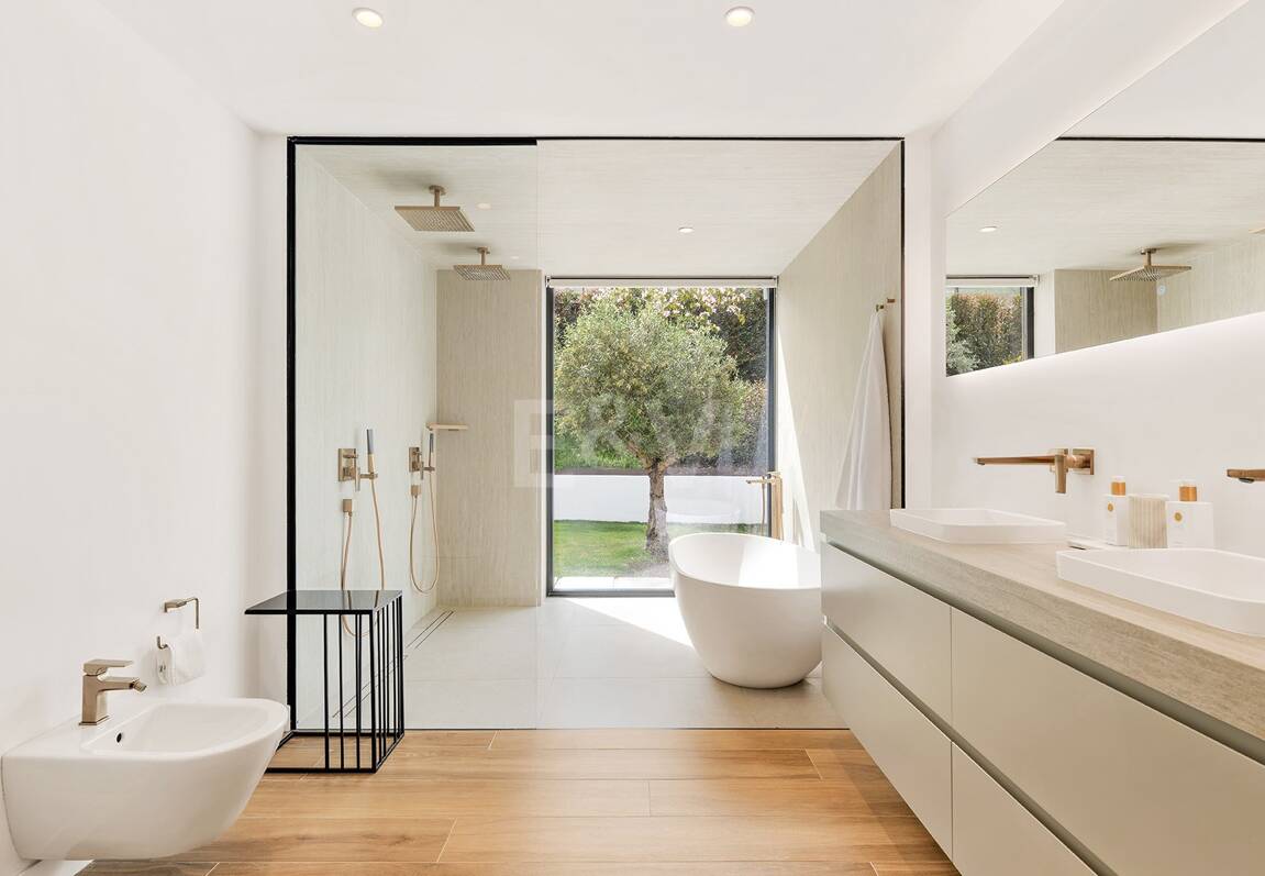 Villa contemporaine de luxe à Los Naranjos Golf