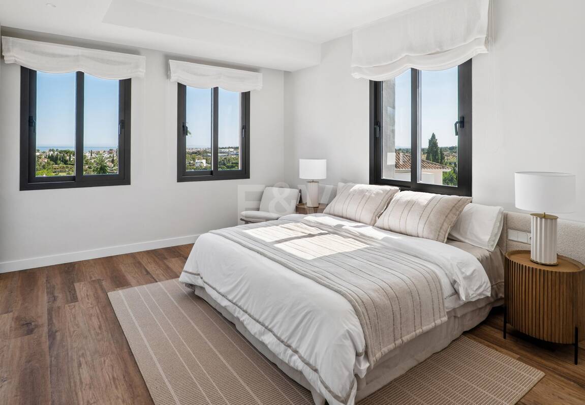 Élégante villa méditerranéenne avec vue sur la mer à Nueva Andalousie