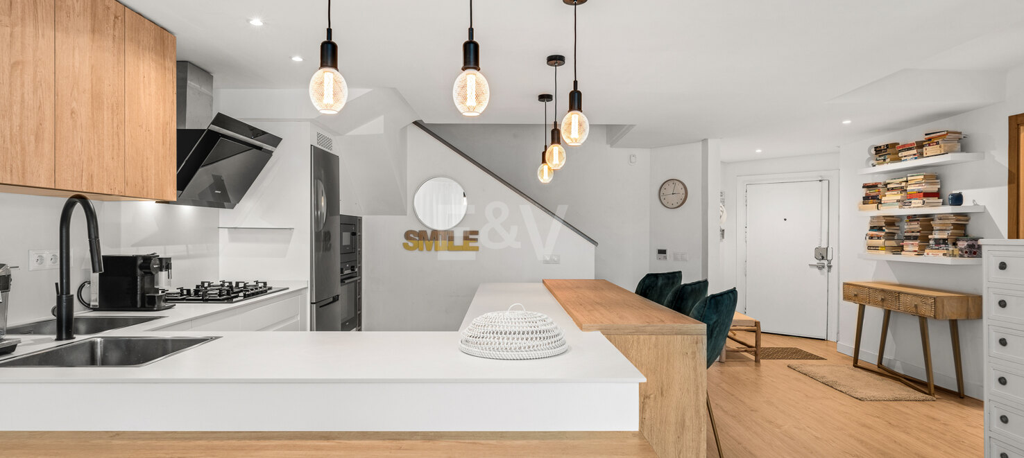 Elegant Townhouse with Sea Views in Camoján Blanco, Golden Mile