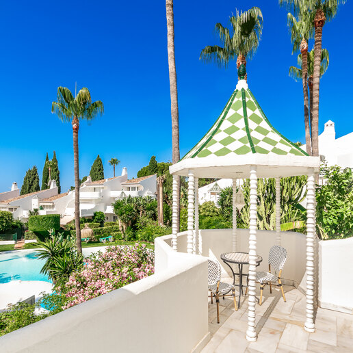 Elegant Townhouse with Sea Views in Camoján Blanco, Golden Mile