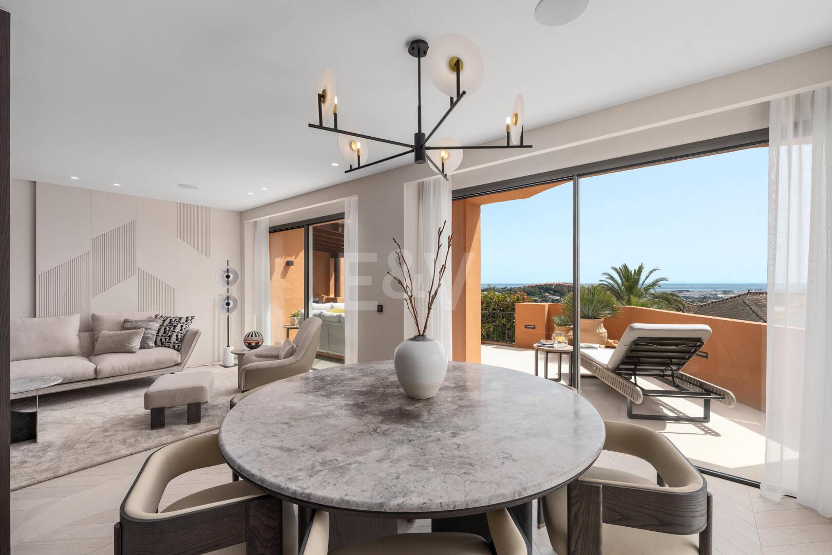 Impresionante apartamento de 4 habitaciones con vistas panorámicas al mar en La Cerquilla, Nueva Andalucía