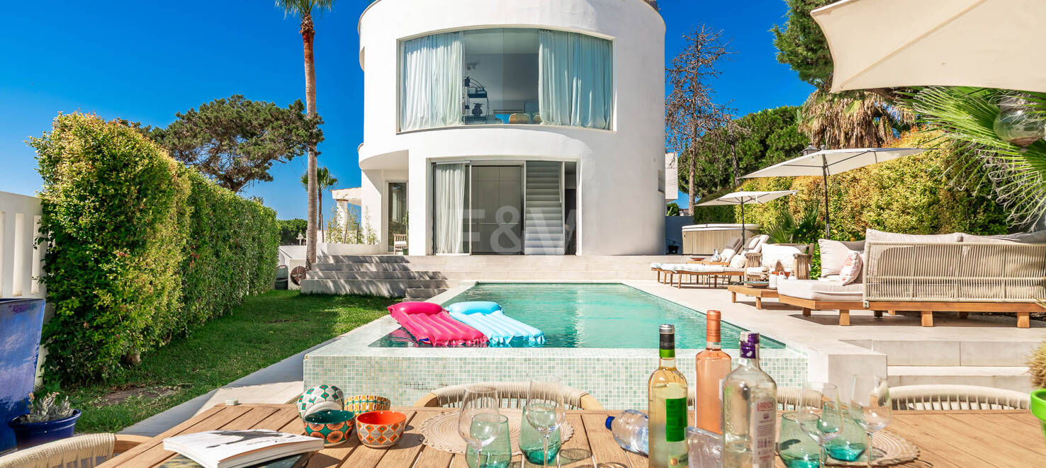 Modern Beachside Villa 150 m from the Sea with Exceptional Outdoor Living Spaces in Marbesa