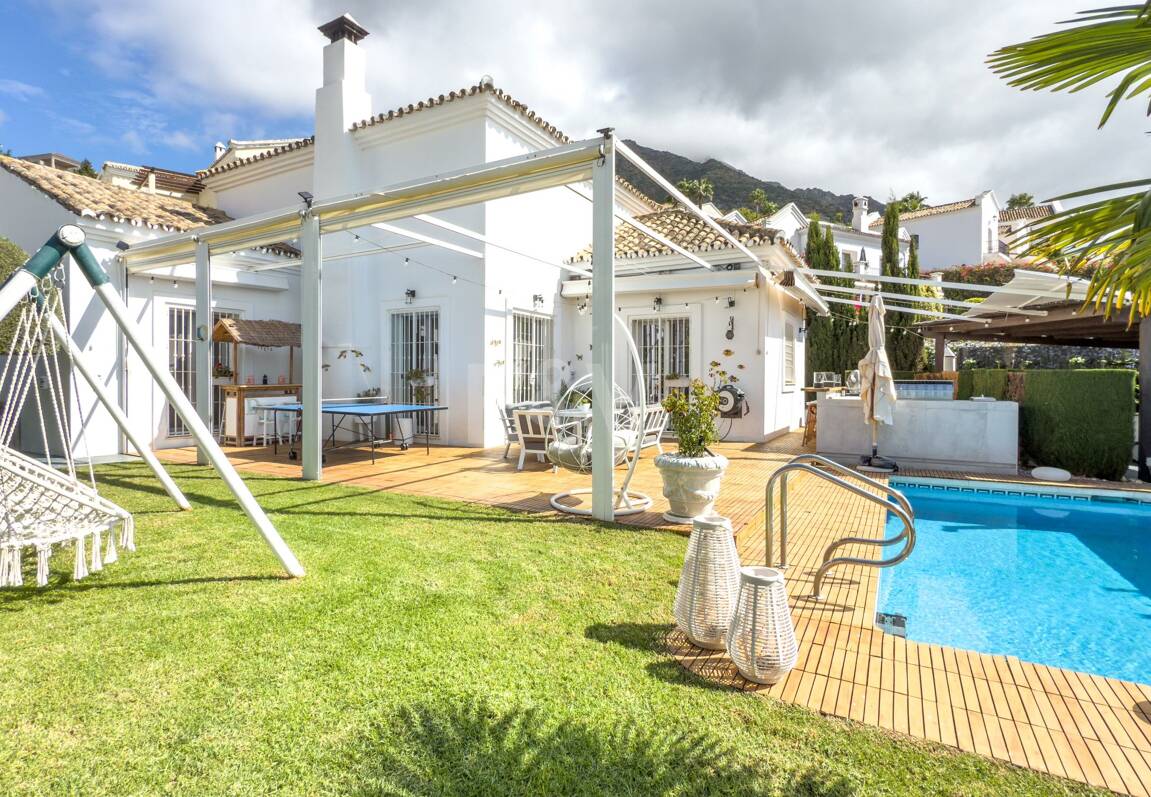 Villa Tranquil avec piscine privée dans le Sierra Blanca Country Club