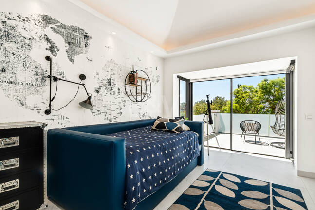 Stylish Villa with Panoramic Sea Views near the Beach and the City Centre on the Golden Mile