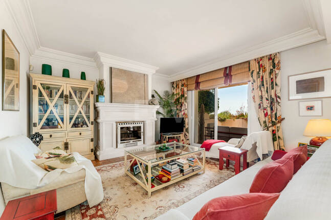 Duplex Penthouse med spektakulär Utsikt över Prestigeious Golf Area med stor potential