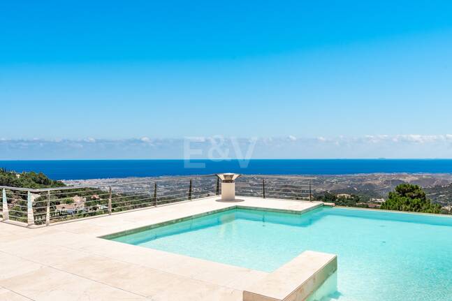 Spektakuläre Villa in La Zagaleta mit atemberaubender Aussicht