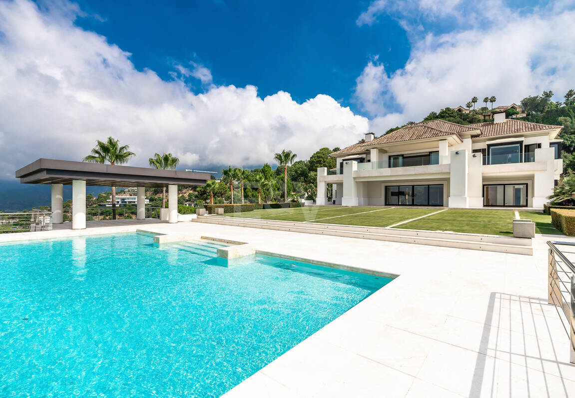 Spektakuläre Villa in La Zagaleta mit atemberaubender Aussicht