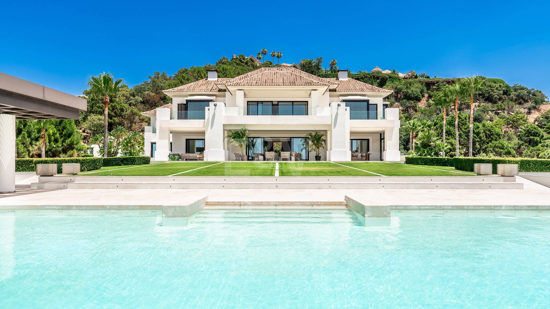 Spektakuläre Villa in La Zagaleta mit atemberaubender Aussicht