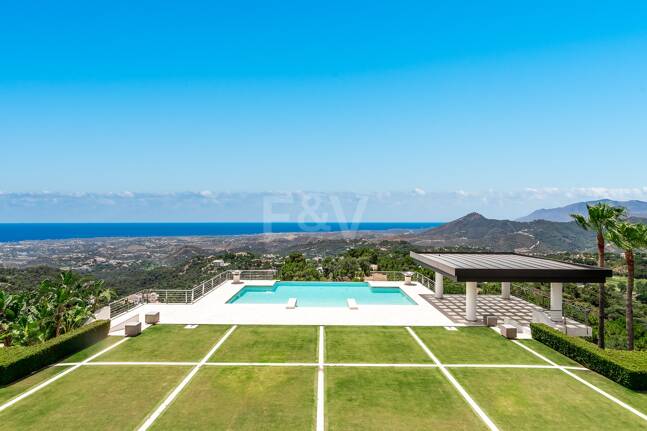 Spektakuläre Villa in La Zagaleta mit atemberaubender Aussicht