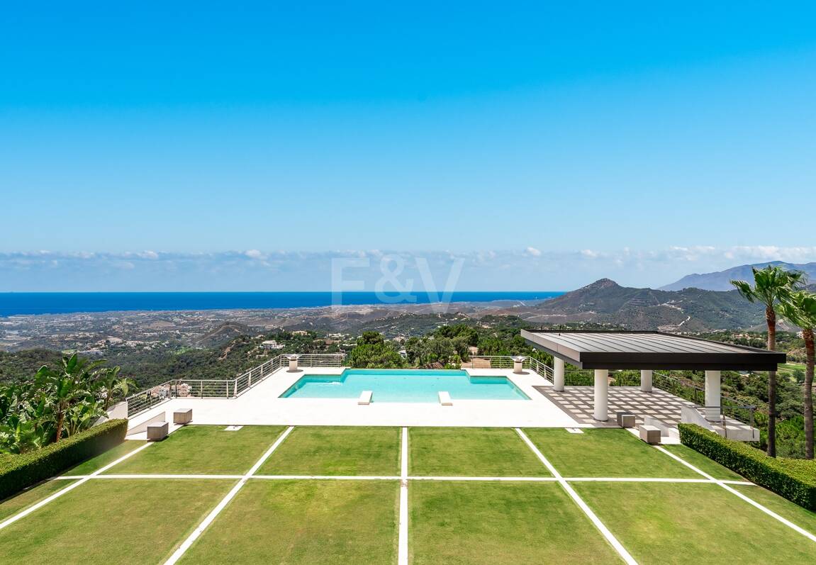 Spektakuläre Villa in La Zagaleta mit atemberaubender Aussicht