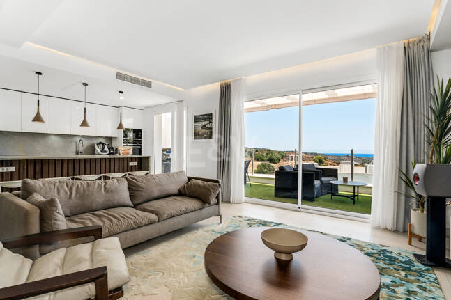 Elegant Duplex Penthouse with Beautiful Sea Views in Sought-After Gated Community