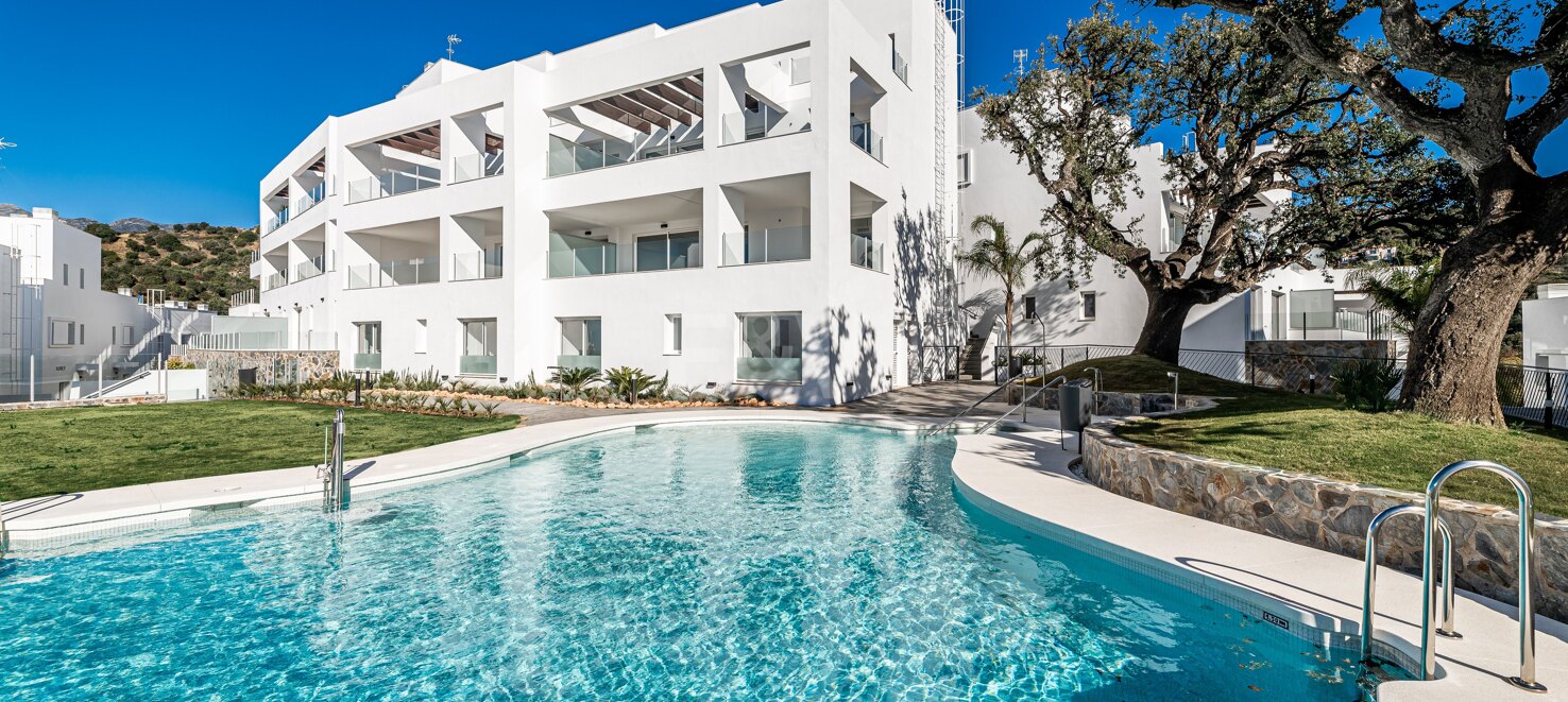 Elegante ático dúplex en Altos de Los Monteros