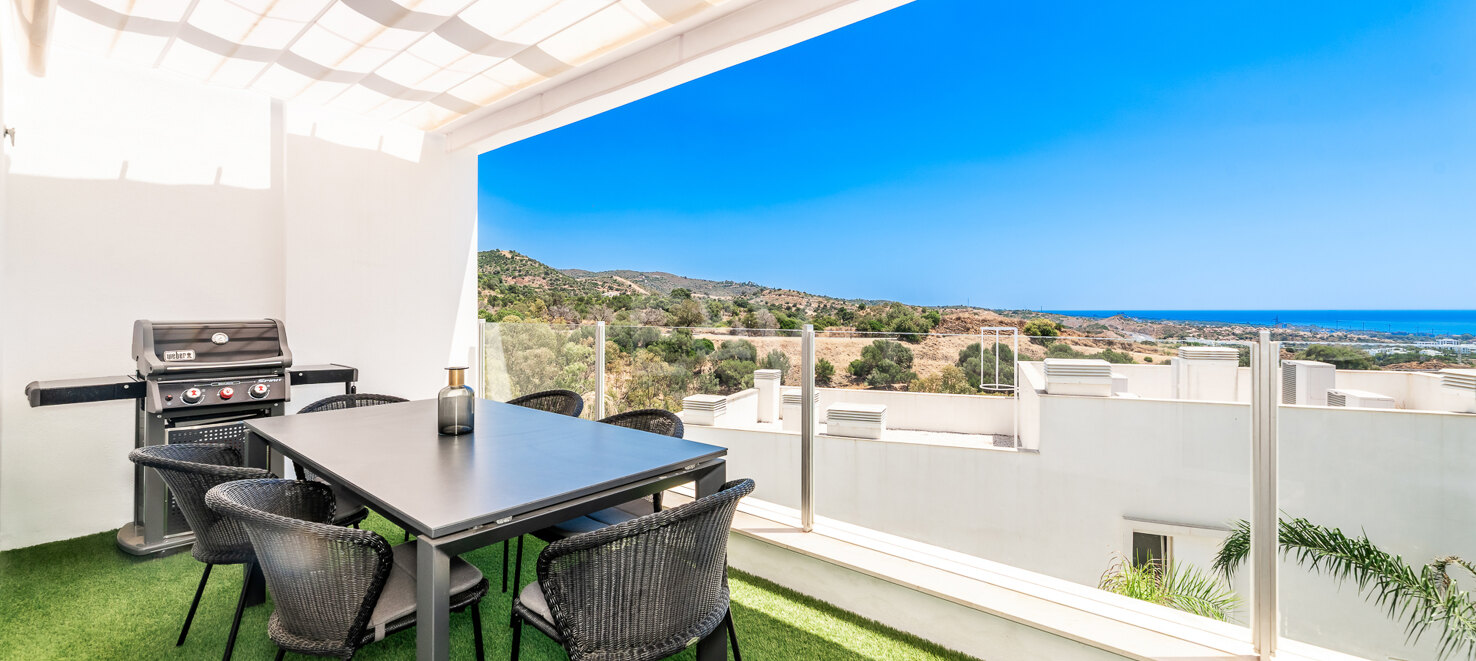 Elegant Duplex Penthouse in Altos de Los Monteros