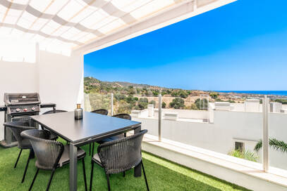 Elegant Duplex Penthouse with Beautiful Sea Views in Sought-After Gated Community