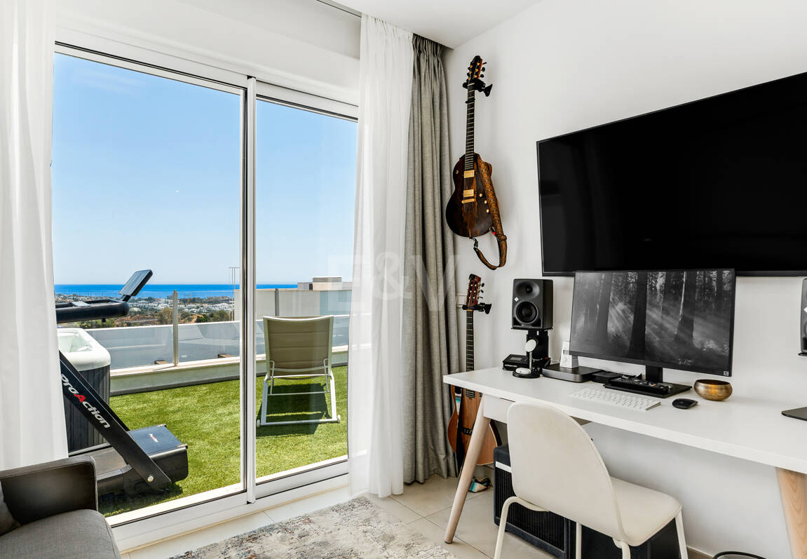 Elegant Duplex Penthouse with Beautiful Sea Views in Sought-After Gated Community